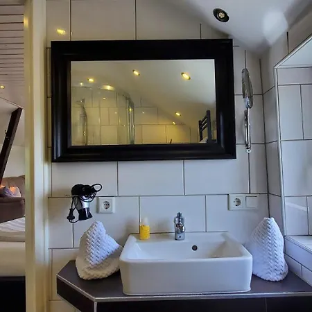 Haus Koenigsstieg Apartamento *